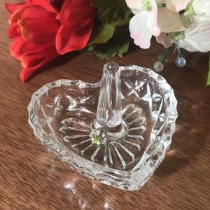 Crystal Heart Shaped Ring Holder